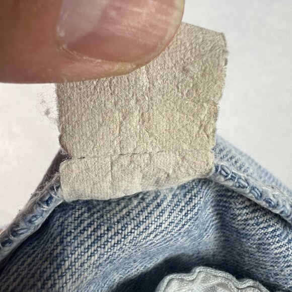 VTG 80s Levi's Jean Shorts Men's 29* Light Blue Faded Cut Off Frayed Denim Jorts - Picture 5 of 16